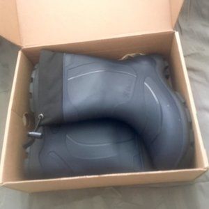 Kamik Insulated Snow Boot, Youth 6, Women's 8